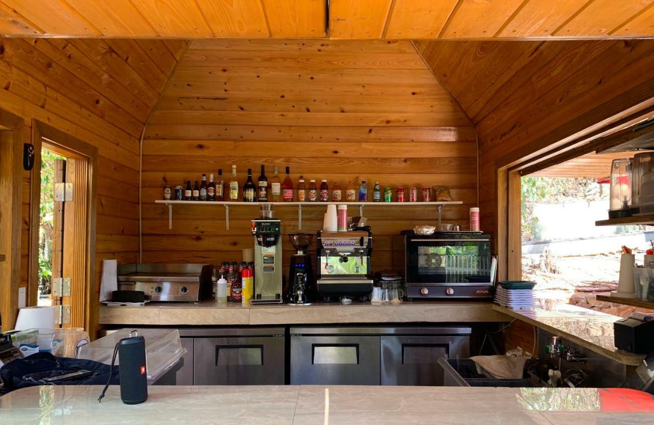 エメラルド ビーチ リゾート Altona エクステリア 写真